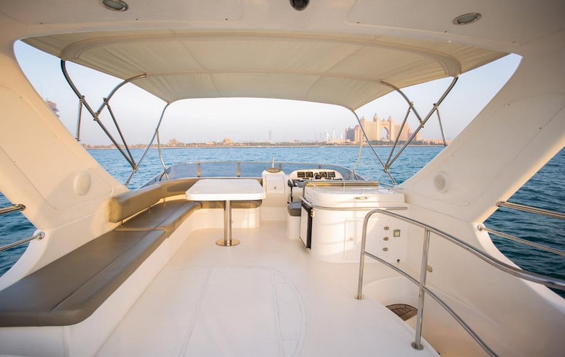 Motorboot Majesty 70 ft in Dubai Marina te huur in Dubai