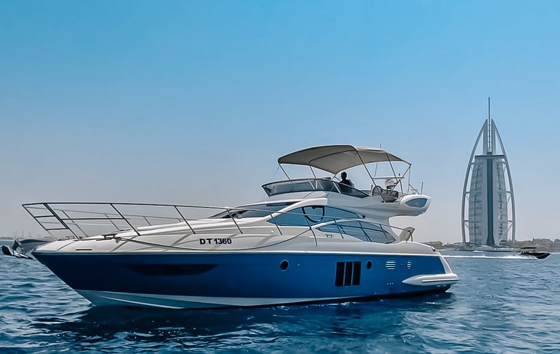 Motorboot Azimut No Regrets 48 ft in Dubai Harbour te huur in Dubai