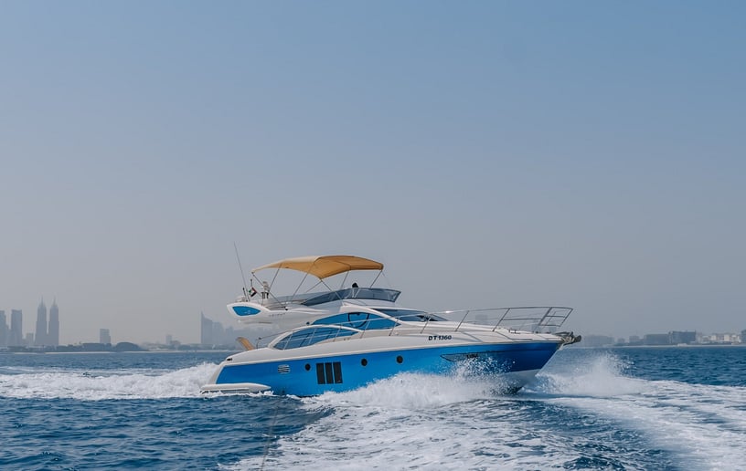 Motorboot Azimut No Regrets 48 ft in Dubai Harbour te huur in Dubai