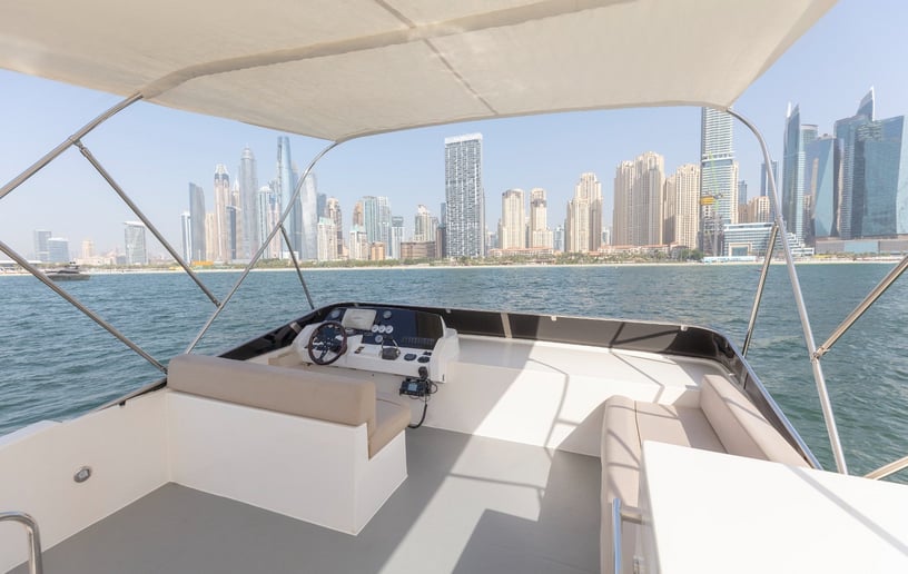 Motorboot Oryx Viktoriia 46 ft in Dubai Harbour te huur in Dubai