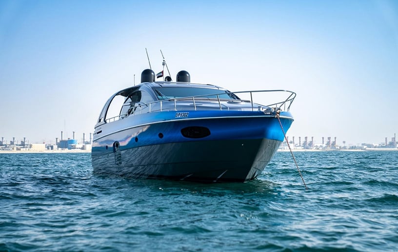 Motorboot Pershing 70 ft in Dubai Harbour te huur in Dubai