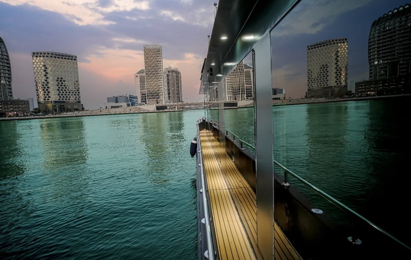 Woonboot Play Boy Houseboat 100 ft in Business Bay te huur in Dubai