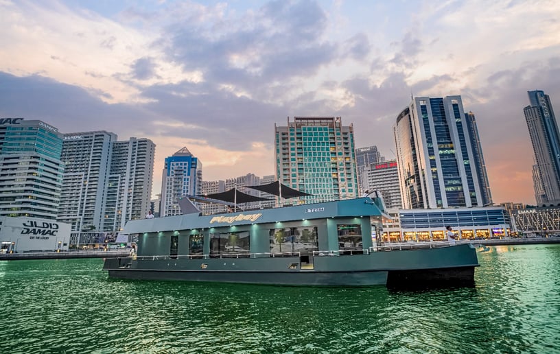 Woonboot Play Boy Houseboat 100 ft in Business Bay te huur in Dubai