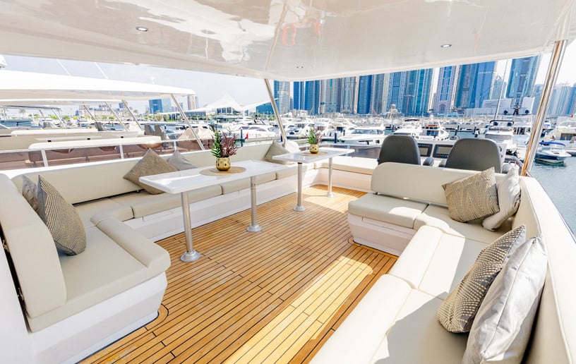 Motorboot Sky Walker Reno 62 ft in Dubai Harbour te huur in Dubai