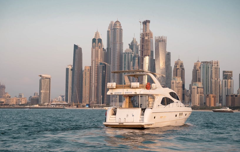 Majesty Silver Creek 61 Fuß Motorboot in Dubai Harbour  zur Miete in Dubai