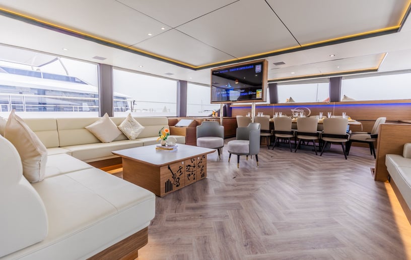 Sky Walker Aquila 60 футов Катамаран в Dubai Harbour для аренды в Дубай