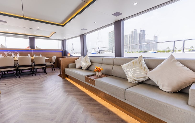 Sky Walker Aquila 60 футов Катамаран в Dubai Harbour для аренды в Дубай