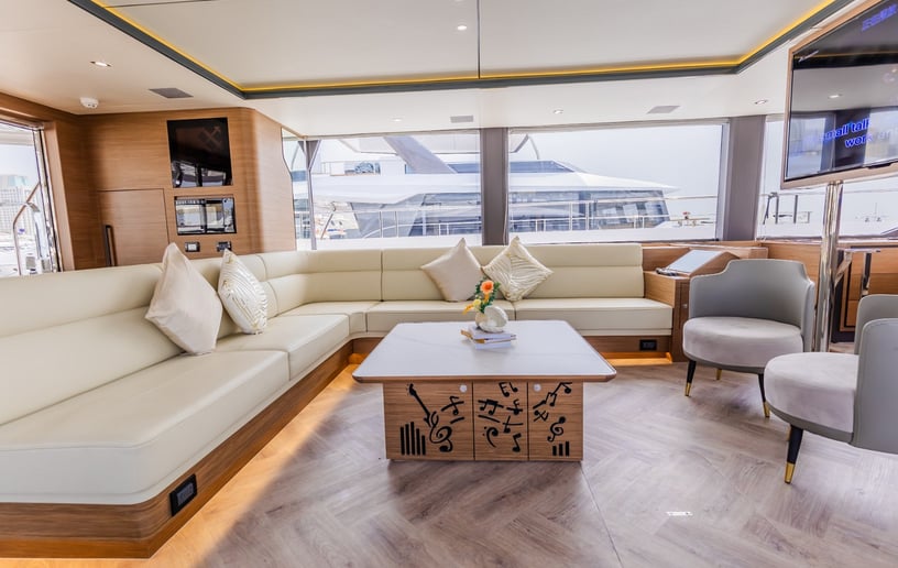 Sky Walker Aquila 60 футов Катамаран в Dubai Harbour для аренды в Дубай