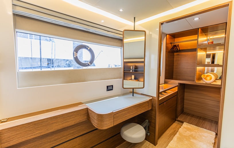 Sky Walker Aquila 60 футов Катамаран в Dubai Harbour для аренды в Дубай