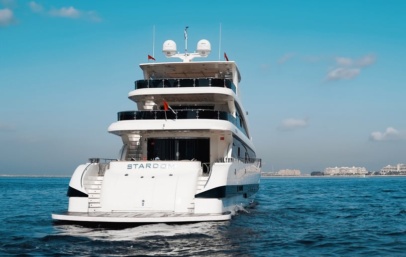 Stardom A1 140 pied Bateau à moteur à Dubai Harbour à louer à Dubai