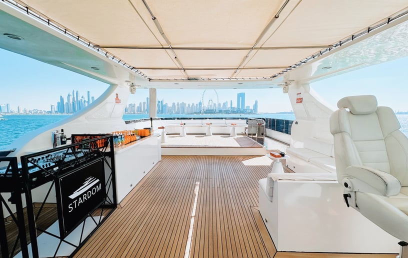 إيجار Stardom A1 140 قدم زورق قوي فيDubai Harbour في دبي