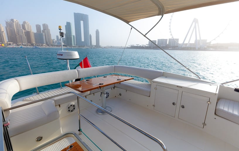 Motorboot Numarine Veronika 55 ft in Dubai Harbour te huur in Dubai 4