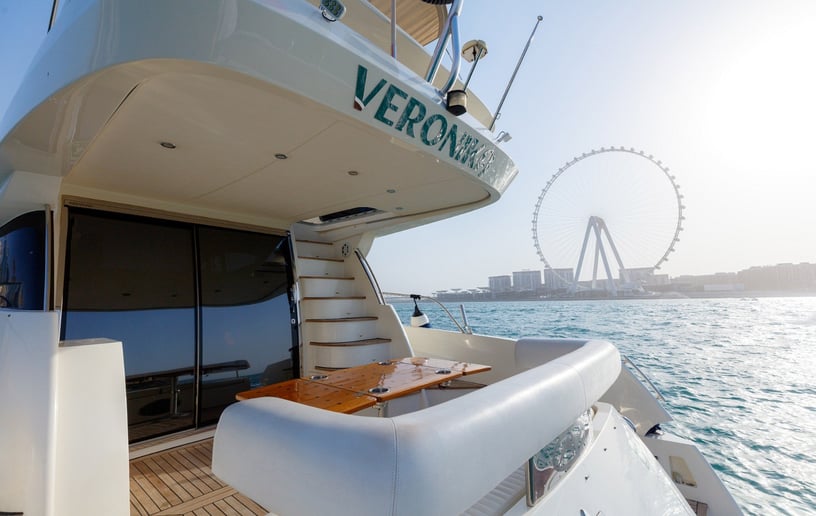 Motorboot Numarine Veronika 55 ft in Dubai Harbour te huur in Dubai 6