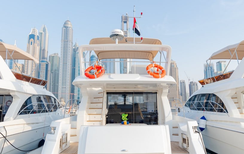 Motorboot Sky Walker Gib 52 ft in Dubai Harbour te huur in Dubai