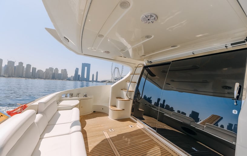 Motorboot Azimut White Pearl 55 ft in Dubai Marina te huur in Dubai