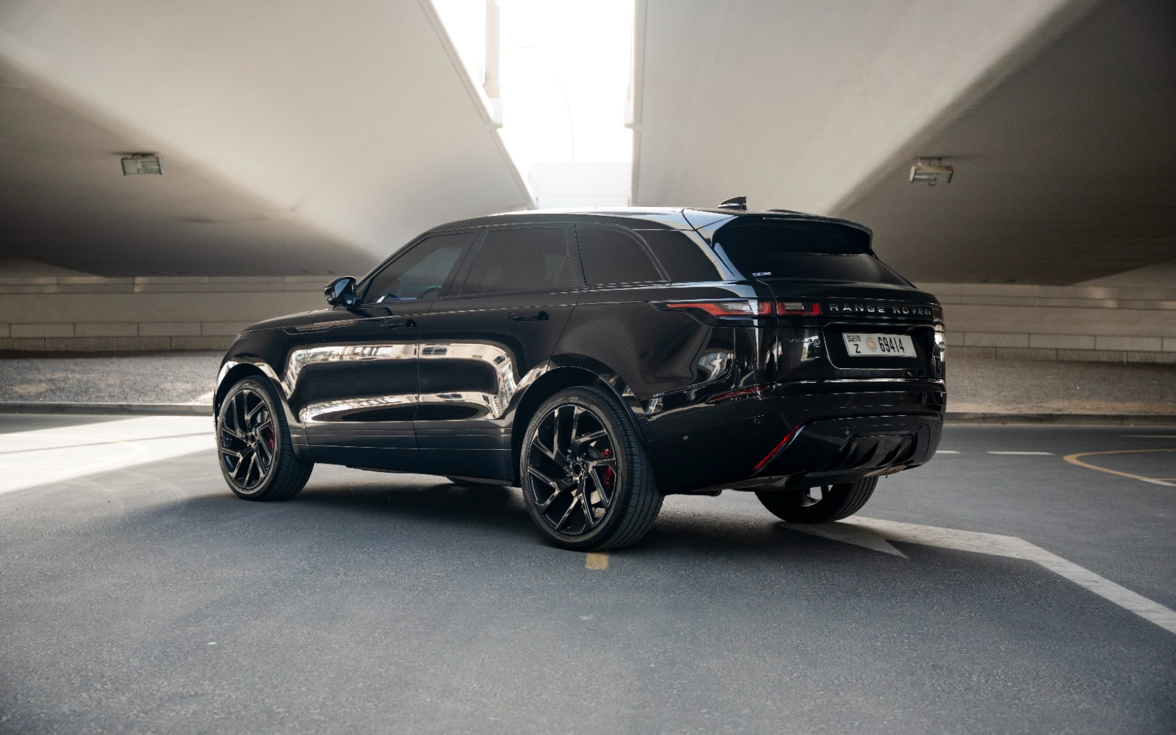 Range Rover Velar Blak Rent a Range Rover Velar (Black), 2021 ID-06299, in Dubai - Renty.ae