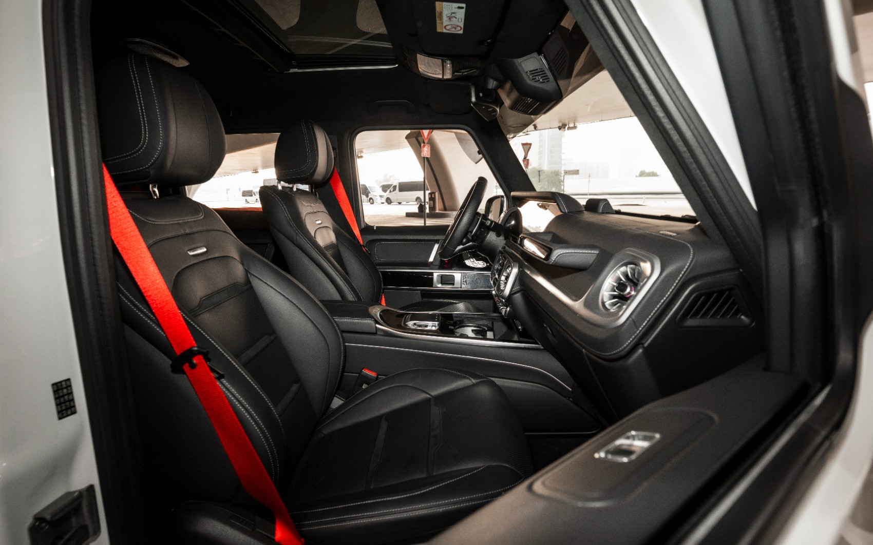 Rent a Mercedes G63 AMG (White), 2025 ID-06295, in Dubai - Renty.ae