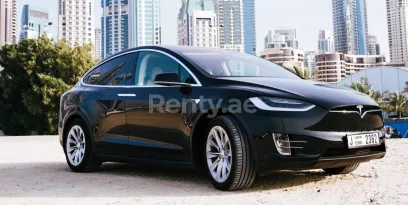 Tesla Model X (Noir), 2017 &agrave; louer &agrave; Duba&iuml;