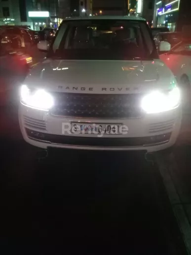 Range Rover Vogue (White), 2017 for rent in Dubai
