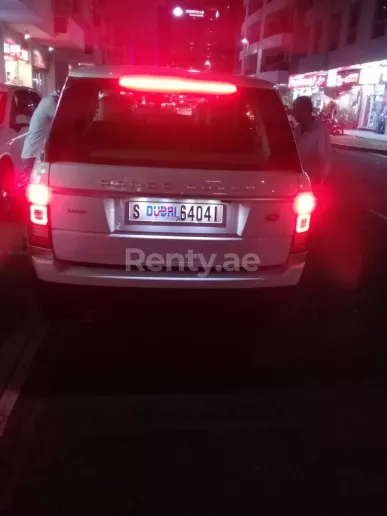Range Rover Vogue (White), 2017 for rent in Dubai