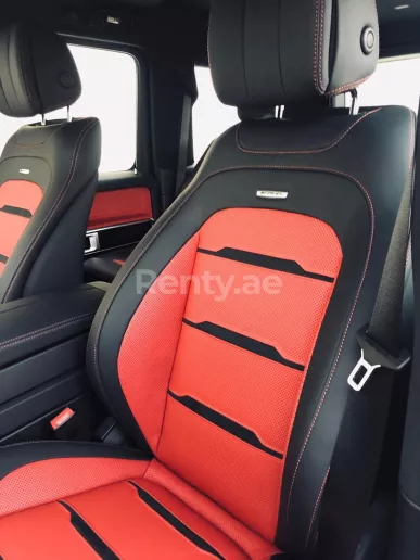 إيجار مرسيدس G63 AMG (أسود), 2019 في دبي