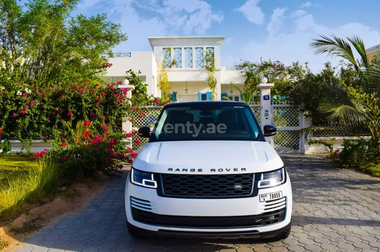 Range Rover Vogue Autobiography (White), 2018 for rent in Dubai