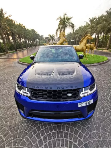 Dubai'de kiralık Range Rover Sport SVR (Mavi), 2020