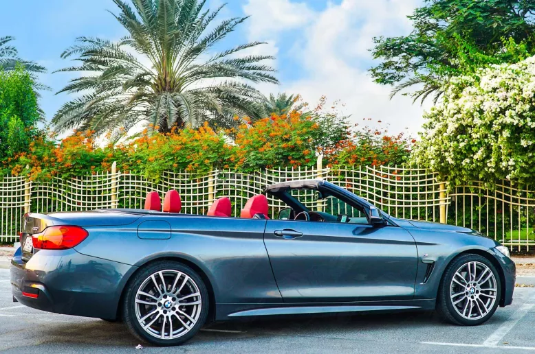 إيجار بي ام دبليو 430 كابريو (رمادي غامق), 2019 في دبي