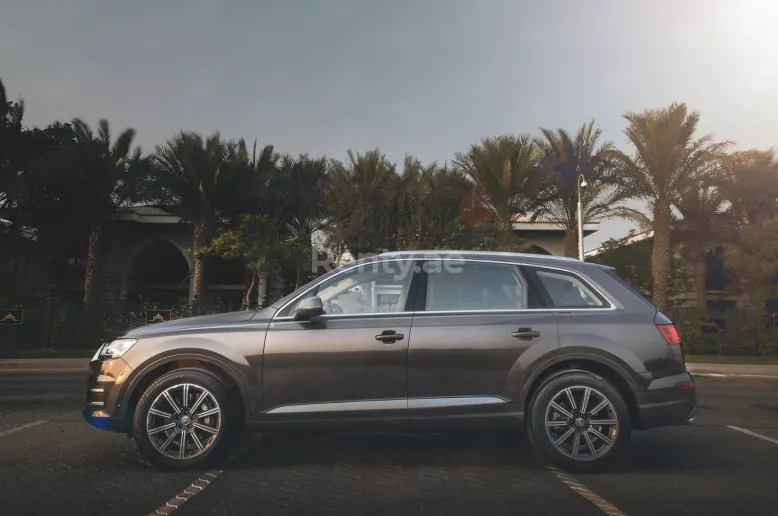 Audi Q7 (Brown), 2018 for rent in Dubai