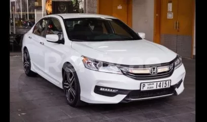Honda Accord Sport (Blanc), 2017 &agrave; louer &agrave; Duba&iuml;