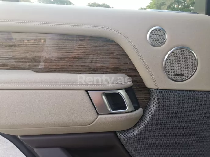 Range Rover Vogue (Black), 2019 for rent in Dubai