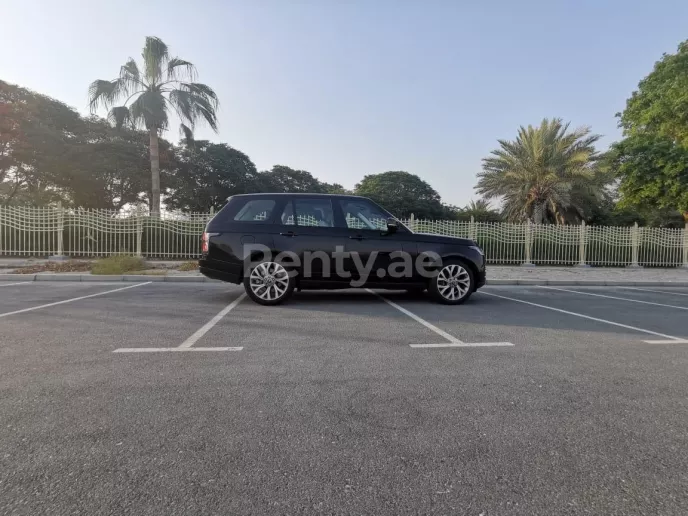 Range Rover Vogue (Black), 2019 for rent in Dubai