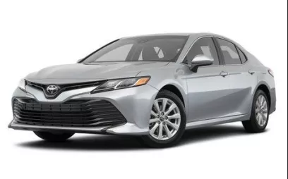 Toyota Camry (Grise), 2018 &agrave; louer &agrave; Duba&iuml;