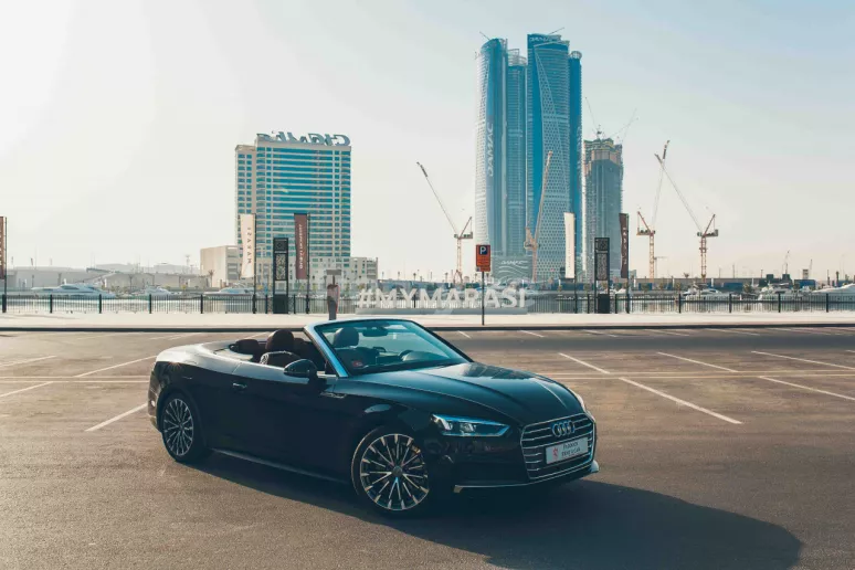 Audi A5 Cabriolet (Noir), 2018 &agrave; louer &agrave; Duba&iuml;