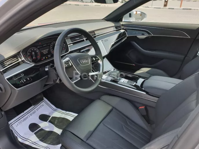 Audi A8 55TFSI (Argent), 2019 &agrave; louer &agrave; Duba&iuml;
