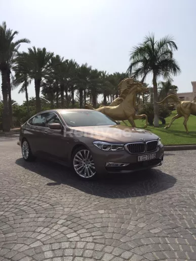 إيجار بي ام دبليو 640 GT (بنى), 2019 في دبي