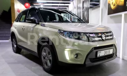 Suzuki Vitara (Beige), 2017 &agrave; louer &agrave; Duba&iuml;