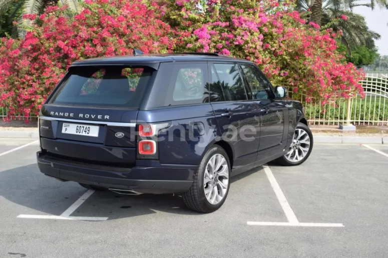 Dubai'de kiralık Range Rover Vogue (Mavi), 2019