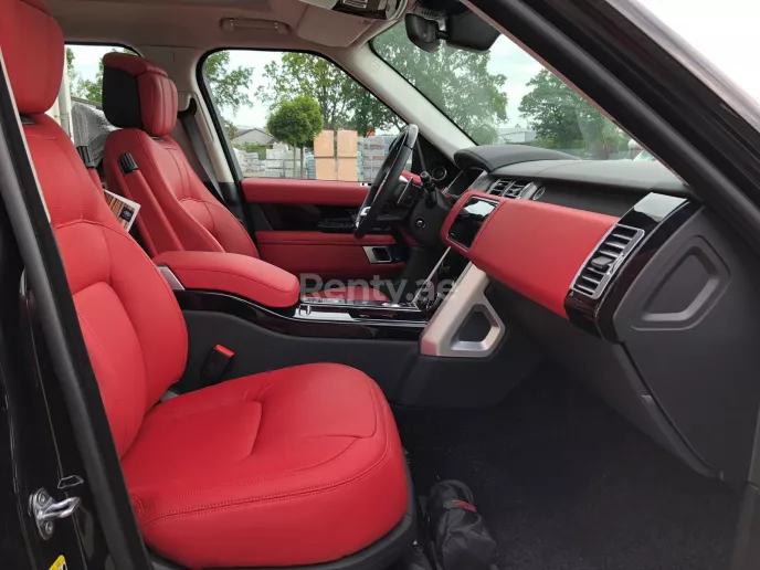 Range Rover Vogue Autobiography Fully Loaded (Negro), 2020 para alquiler en Dub&aacute;i
