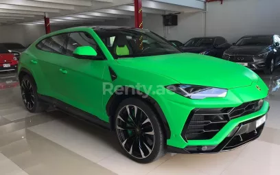 Lamborghini Urus (Gr&uuml;n), 2020  zur Miete in Dubai