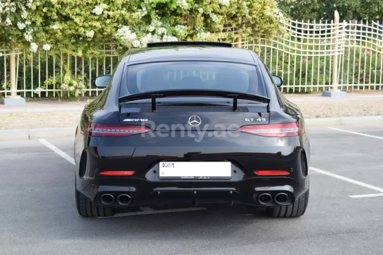 إيجار مرسيدس GT 43 AMG (أسود), 2020 في دبي
