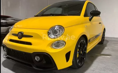 Fiat 595 Abarth (Jaune), 2020 &agrave; louer &agrave; Duba&iuml;
