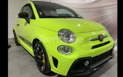 Fiat 595 Abarth (Verte), 2020 &agrave; louer &agrave; Duba&iuml;