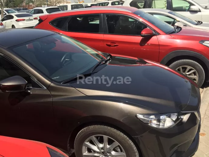 Dubai'de kiralık Mazda 6 (Gri), 2018