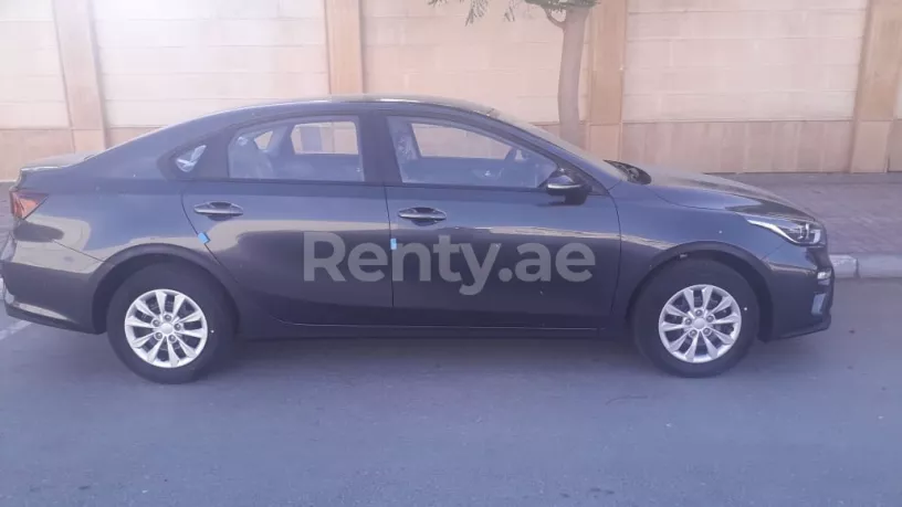 KIA Cerato (Серый), 2020 для аренды в Дубай