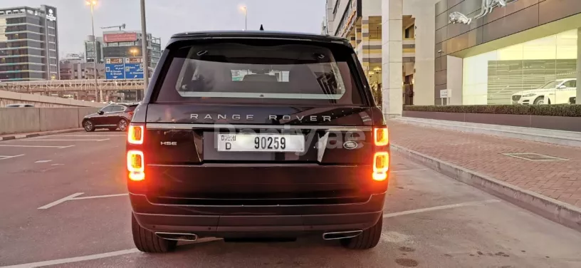 Range Rover Vogue (Black), 2020 for rent in Dubai