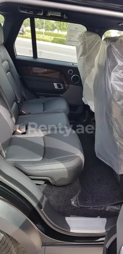 Range Rover Vogue (Black), 2019 for rent in Dubai