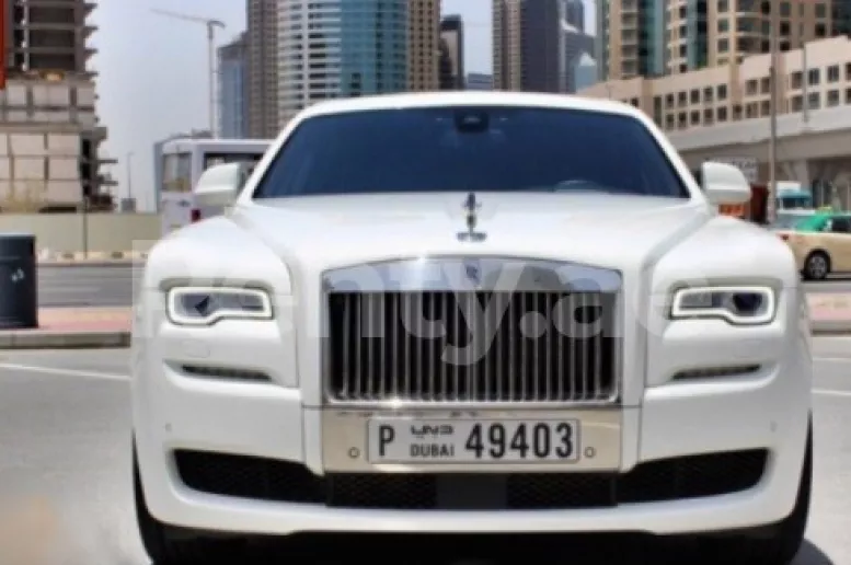 Rolls Royce Ghost (Wei&szlig;), 2018  zur Miete in Dubai