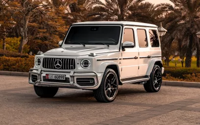 إيجار مرسيدس G63 AMG (أبيض), 2019 في أبو ظبي