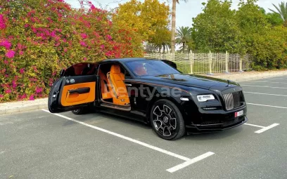 Abu Dabi'de kiralık Rolls Royce Wraith- BLACK BADGE (Siyah), 2019